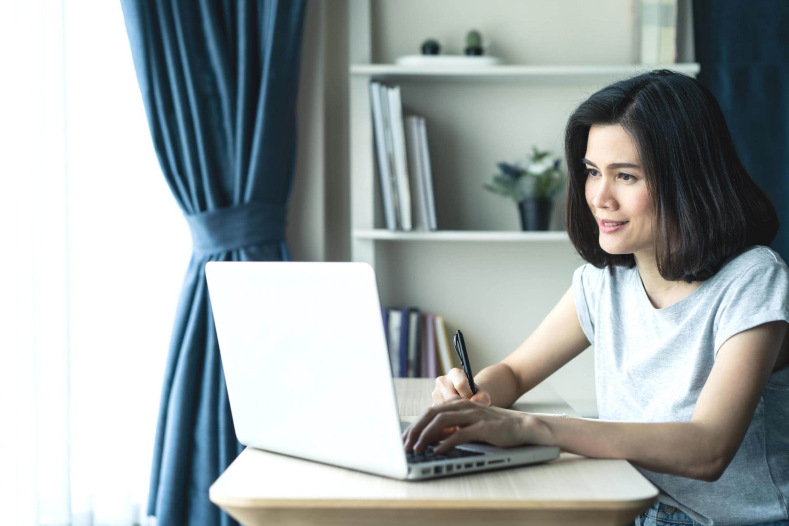 Процес створення сатиричних текстів